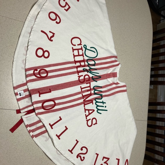 Mud Pie Tree Skirt - Countdown Christmas - 55” Diameter - NEW with Tags - Picture 2 of 12